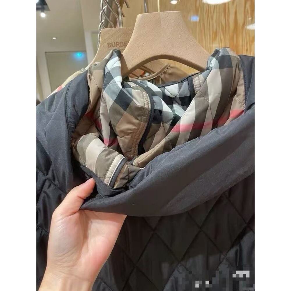 Burberry Diamond-Quilted Hooded Coat XL - Picture 6 of 8